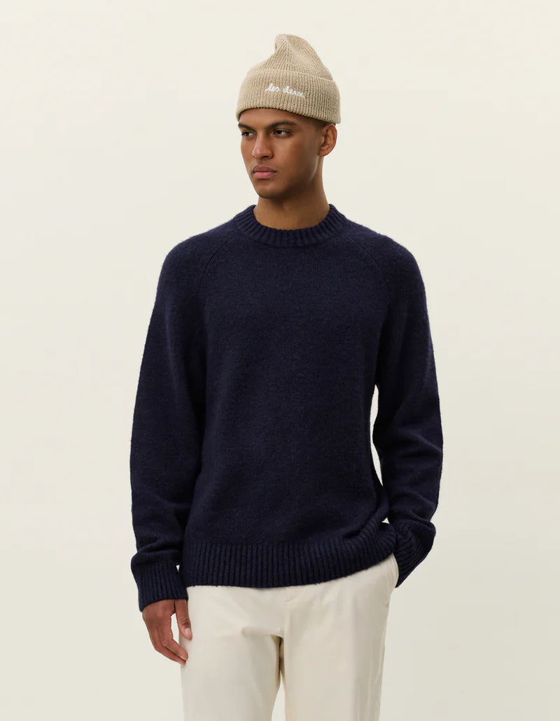 GILBERT ROUNDNECK KNIT