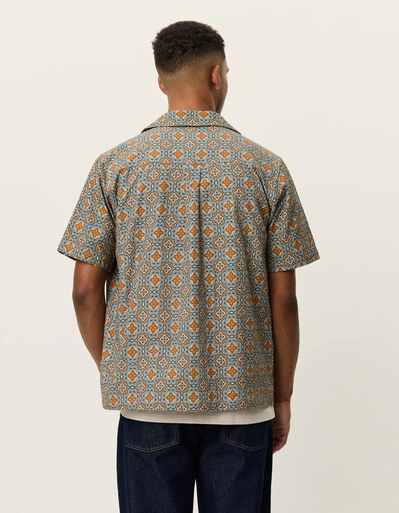 LUKAS ARABESQUE AOP SS SHIRT