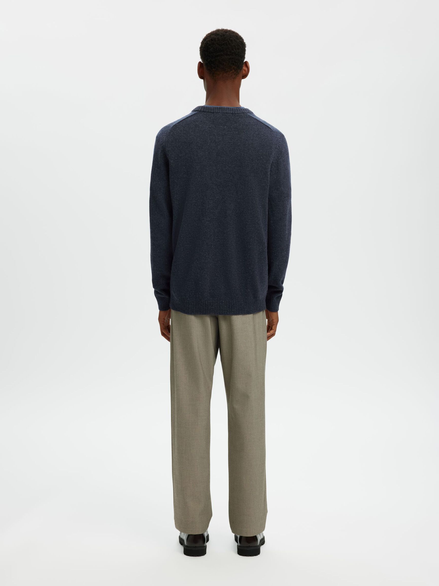 RAI KNIT CREW NECK