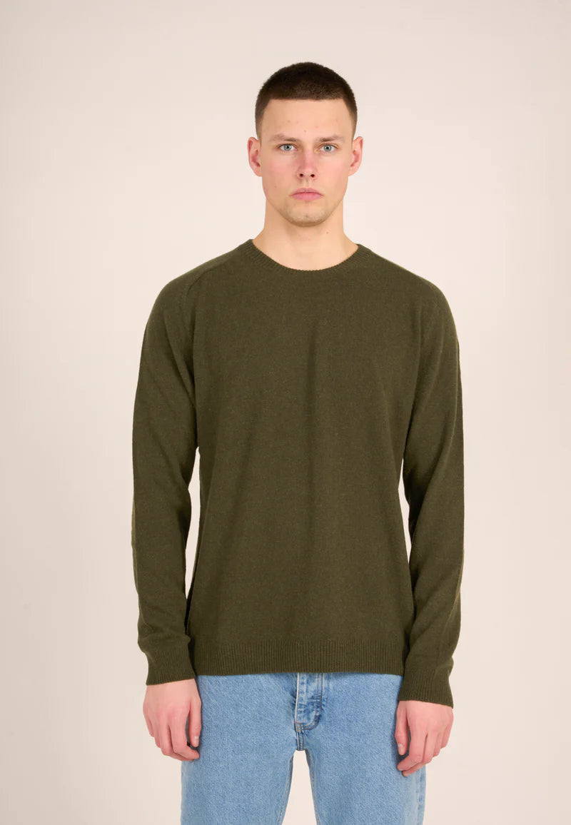 BASIC O-NECK KNIT