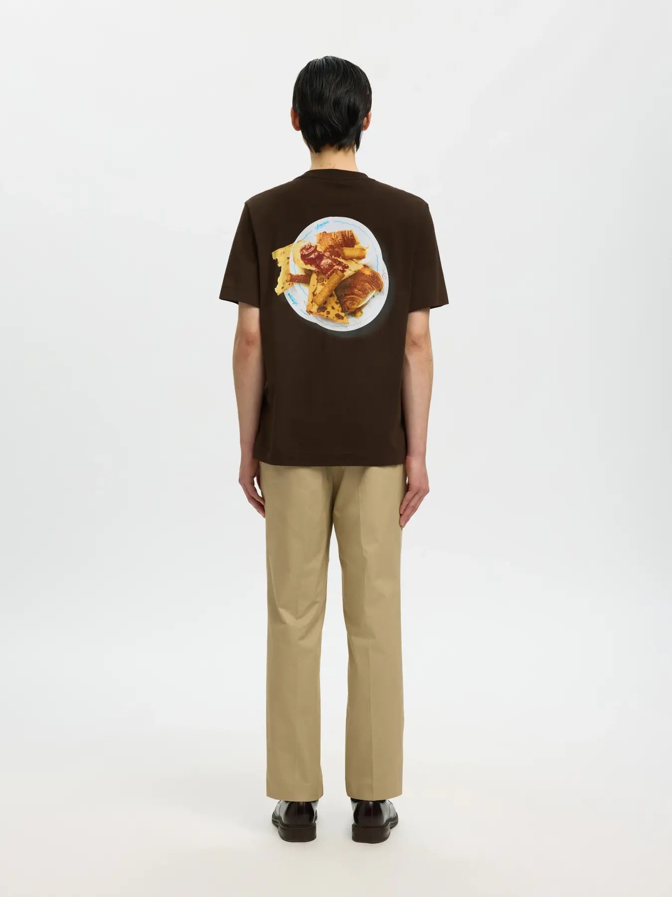 HELIAS TEE X HOTEL AMOUR