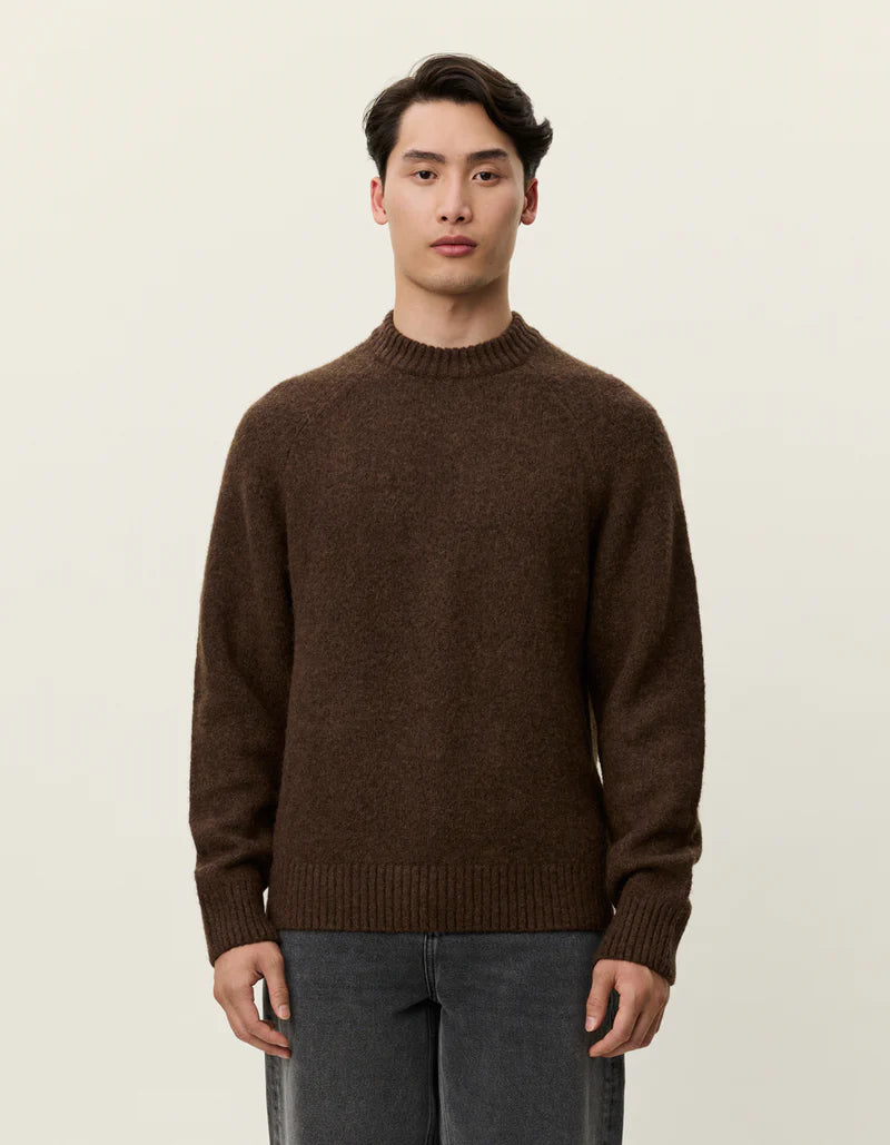 GILBERT ROUNDNECK KNIT