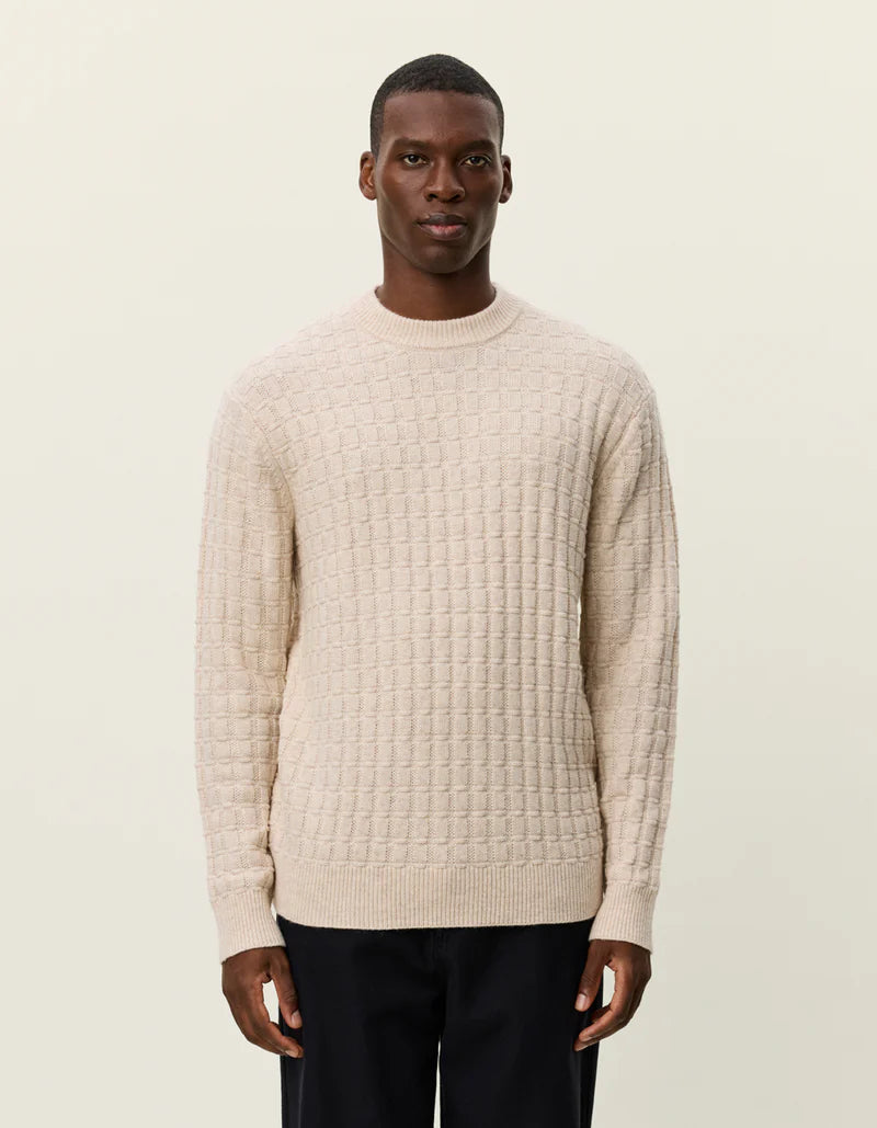 GUSTAV SQUARED STRUCTRURE KNIT