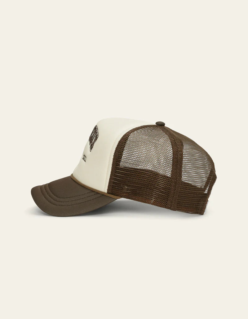 BASKETBALL PLAYER TRUCKER CAP