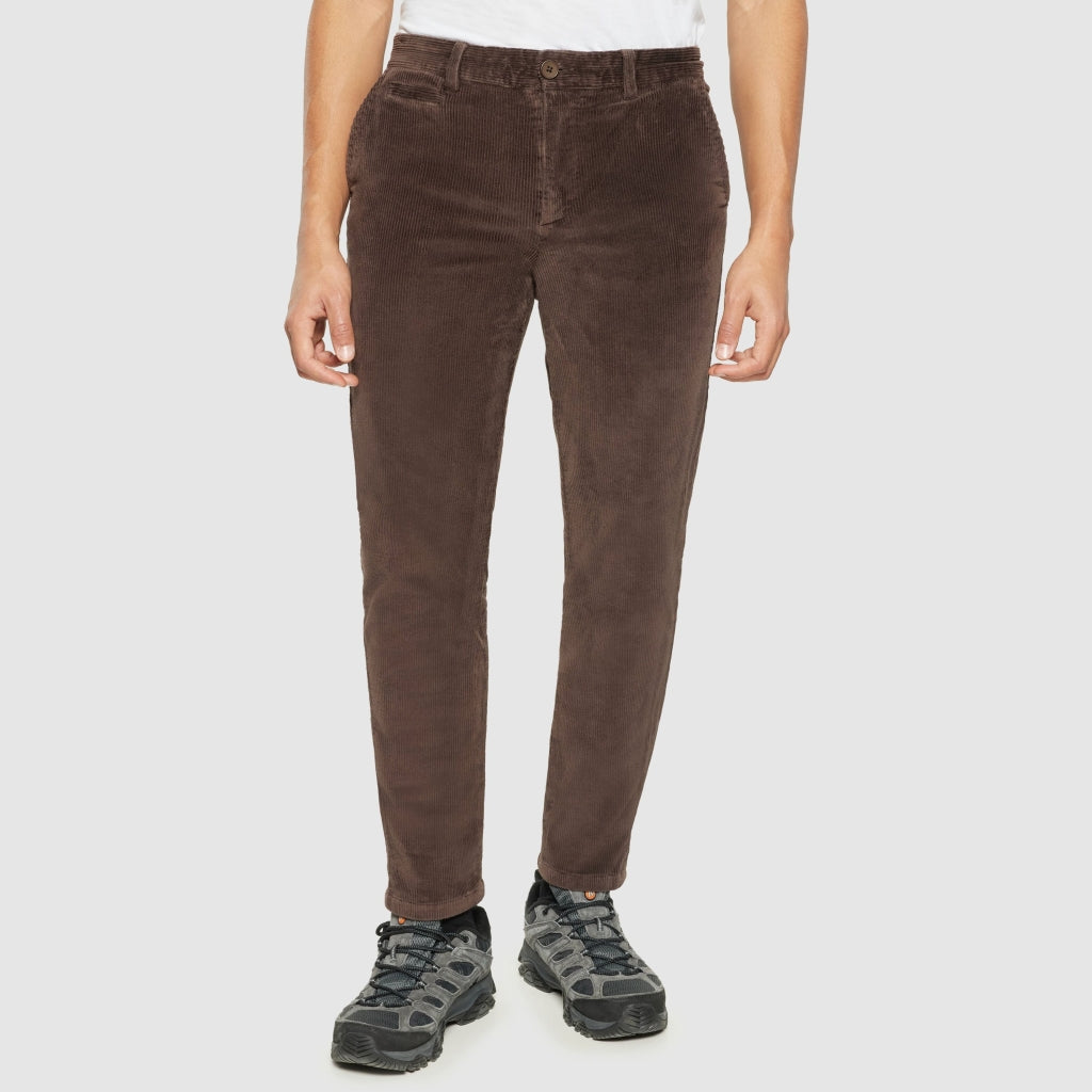 CHUCK CORDUROY CHINO PANTS