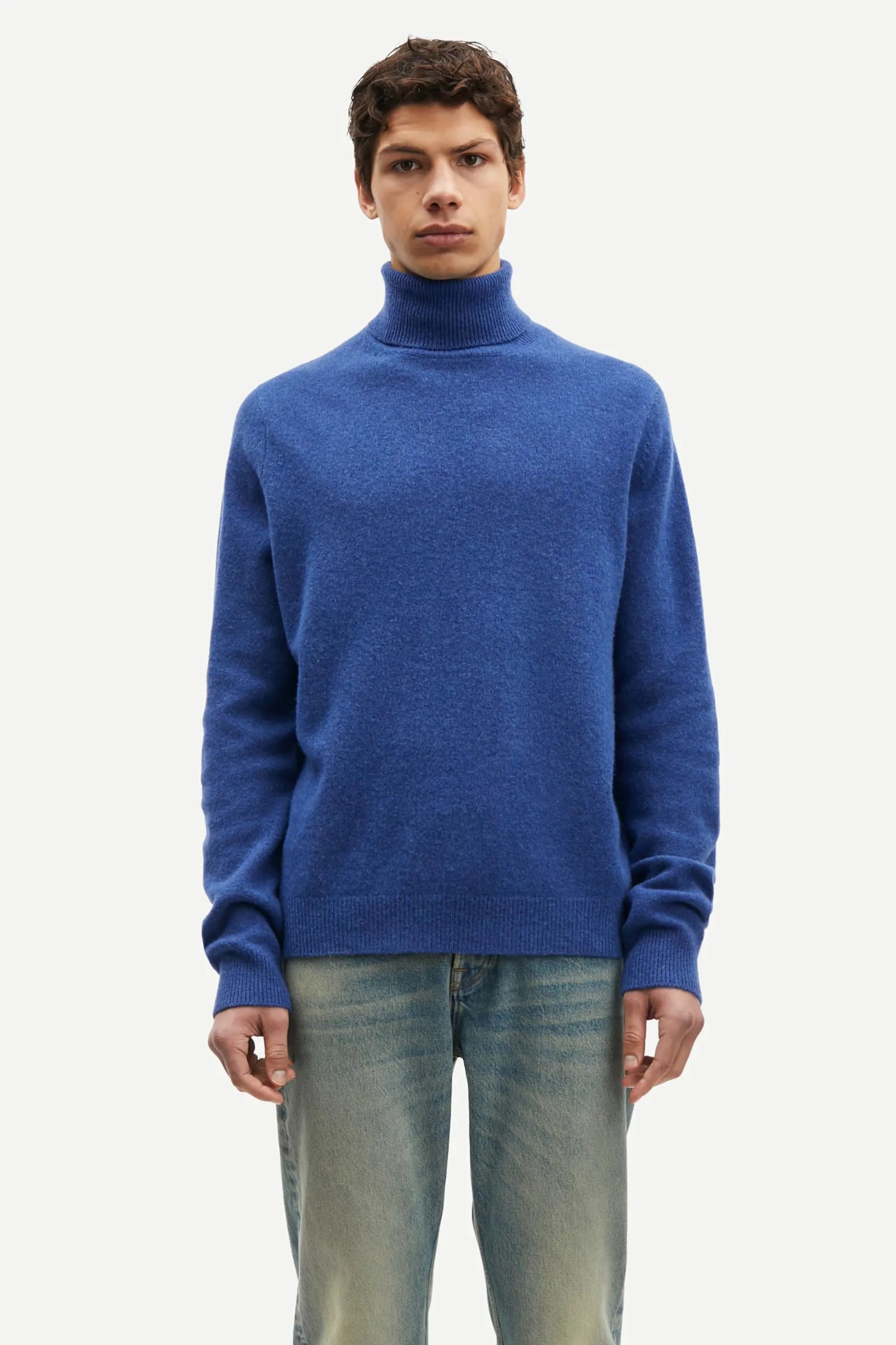 ISAK KNIT TURTLENECK