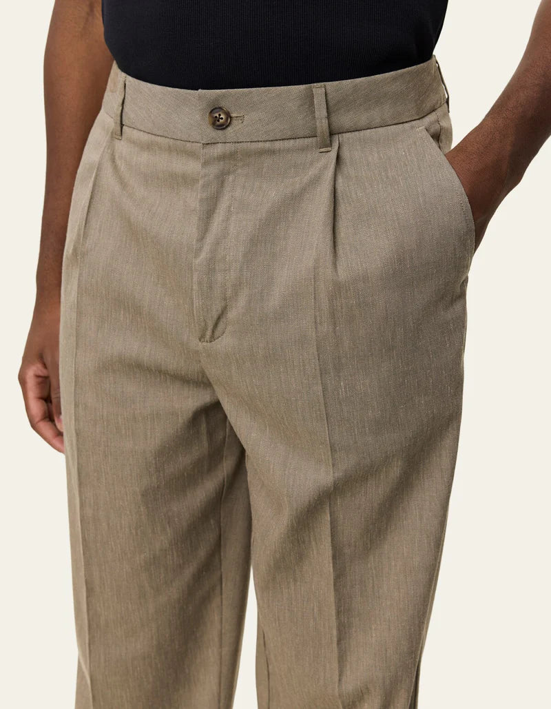 REECE PLEATED SLUB SUIT PANTS