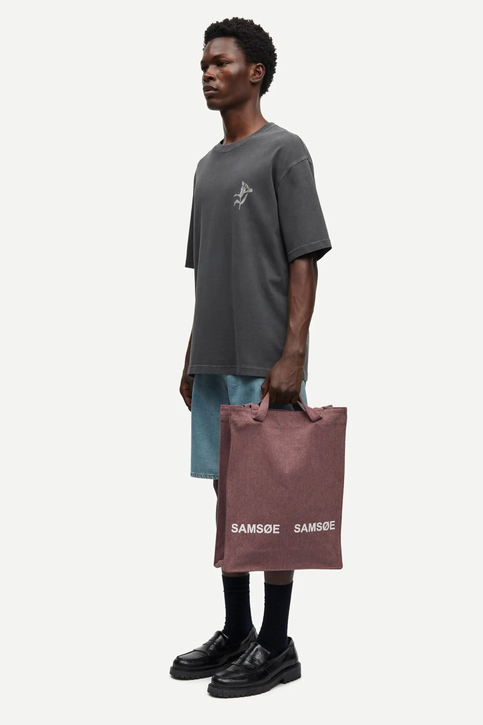 SALILIUM T-SHIRT