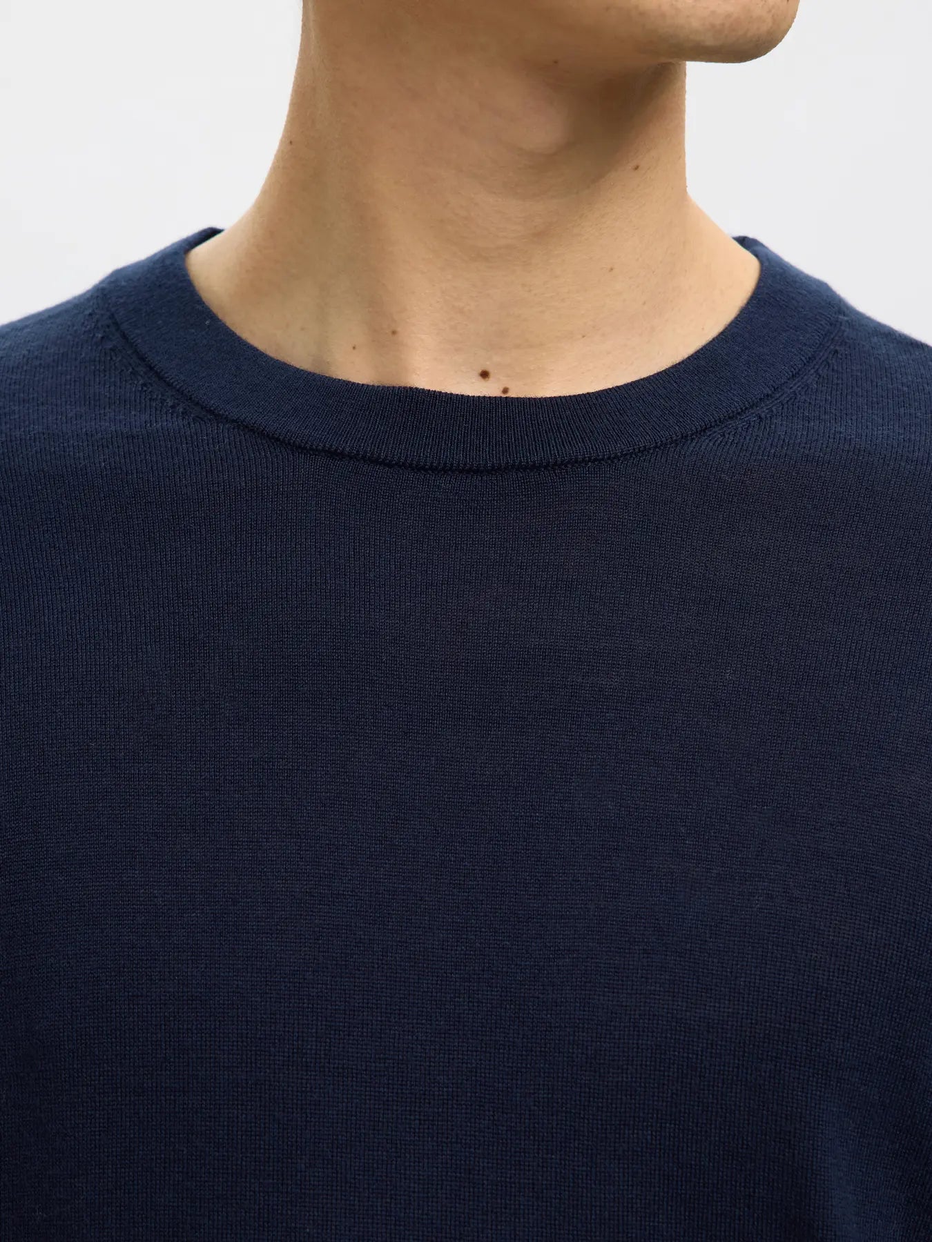TRAY LS KNIT MERINO CREW NECK