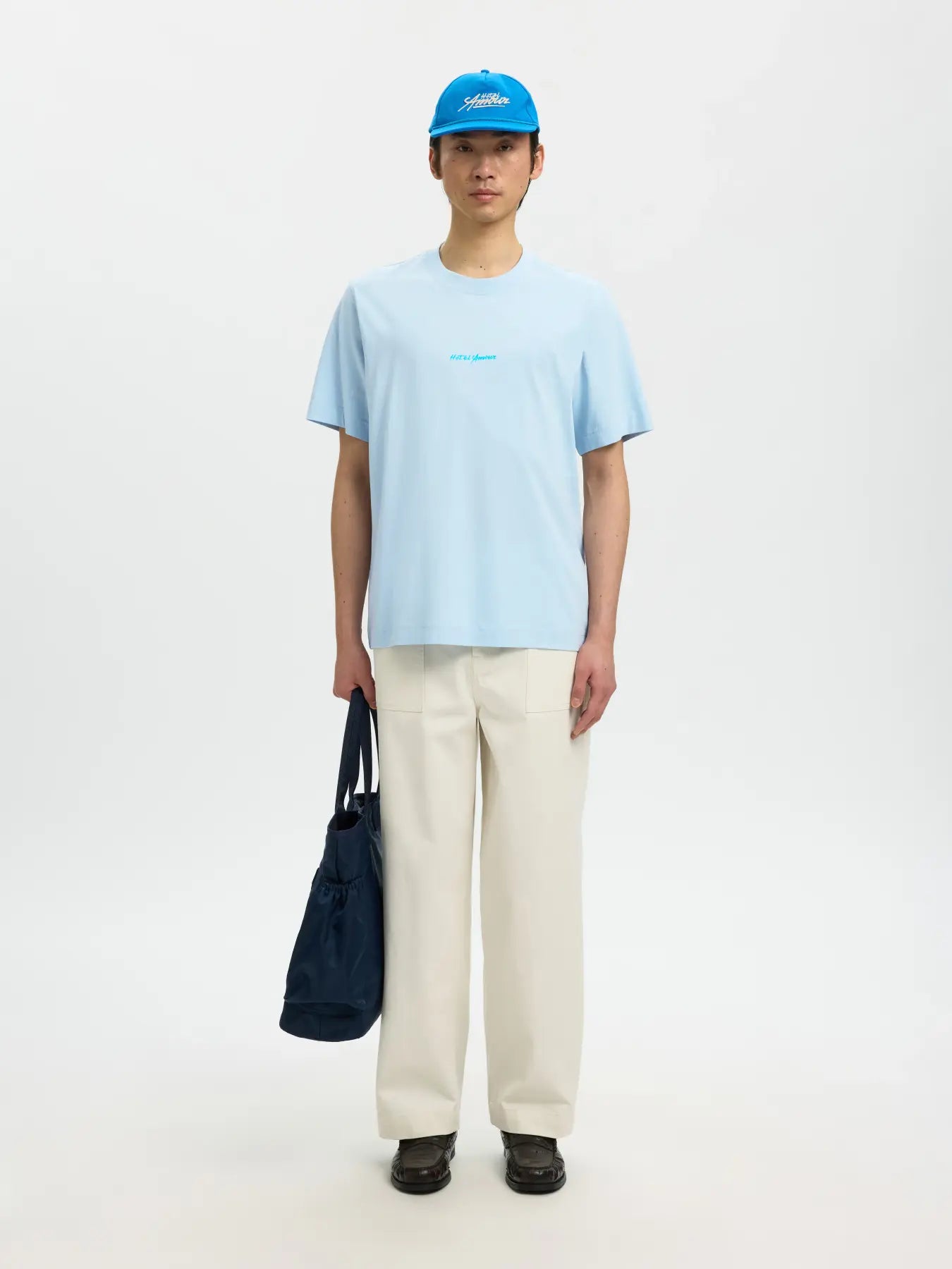 HELIAS TEE X HOTEL AMOUR