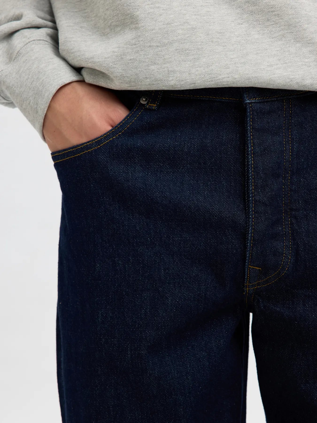LOOSE BEN JEANS