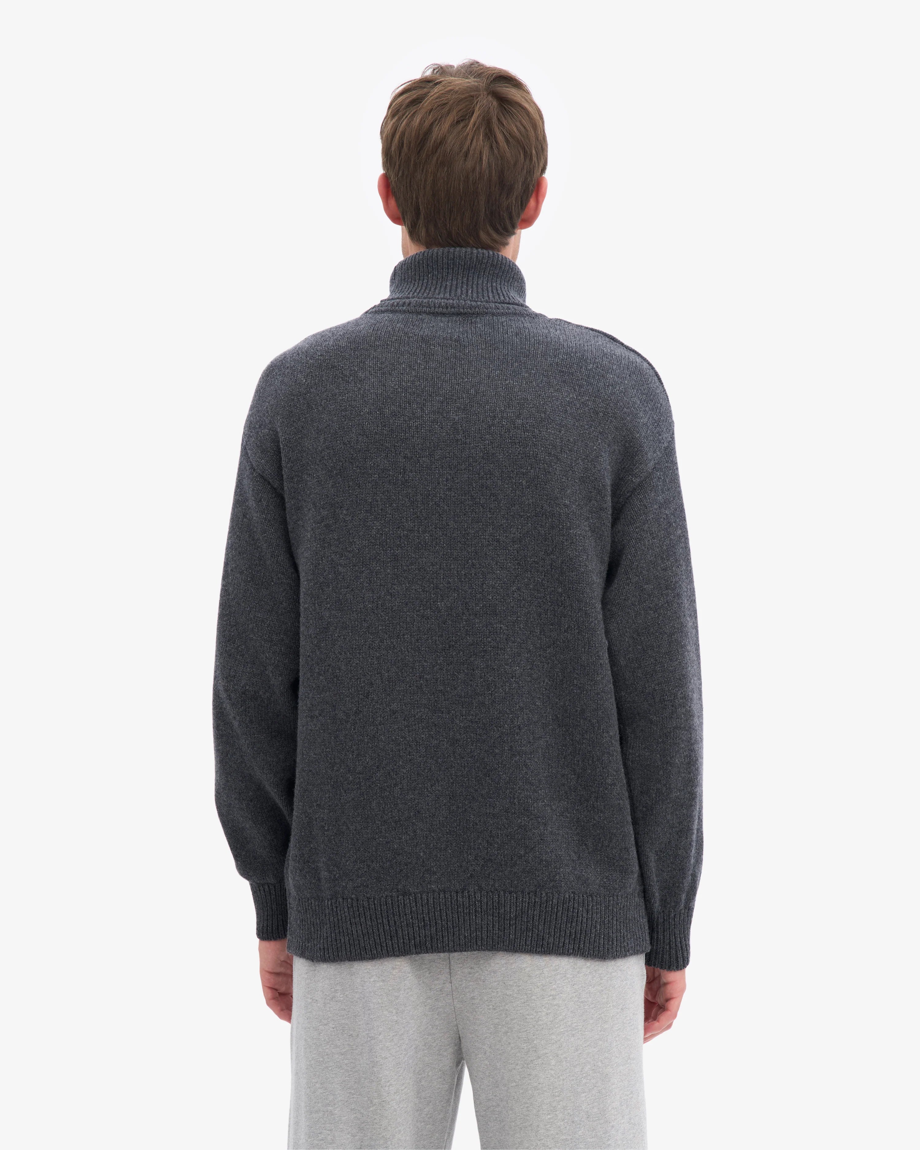MERINO WOOL TURTLENECK
