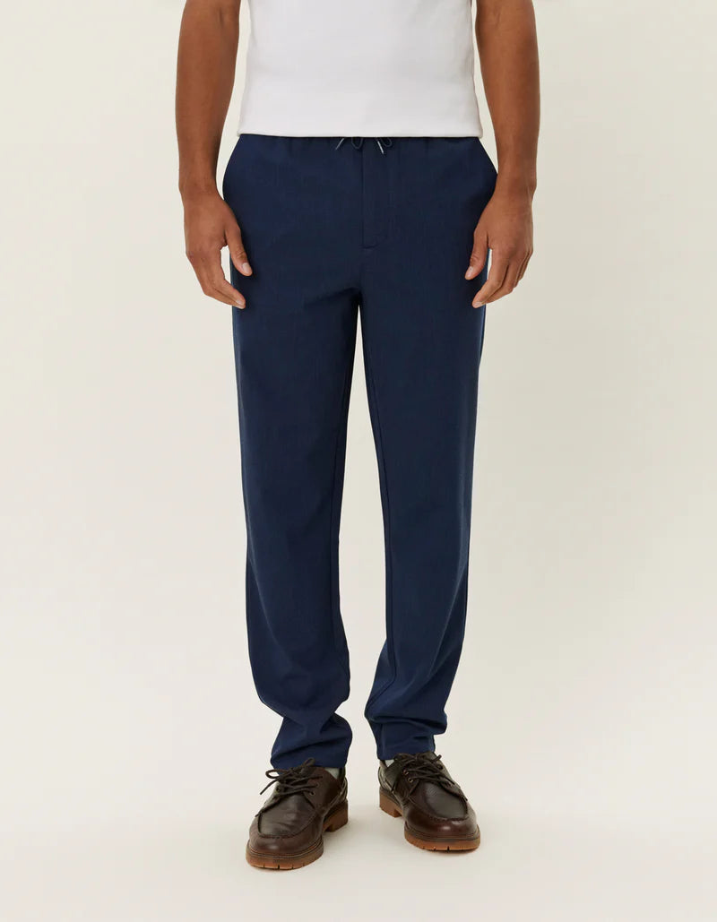 COMO TAPERED TEXTURED DRAWSTRING PANTS
