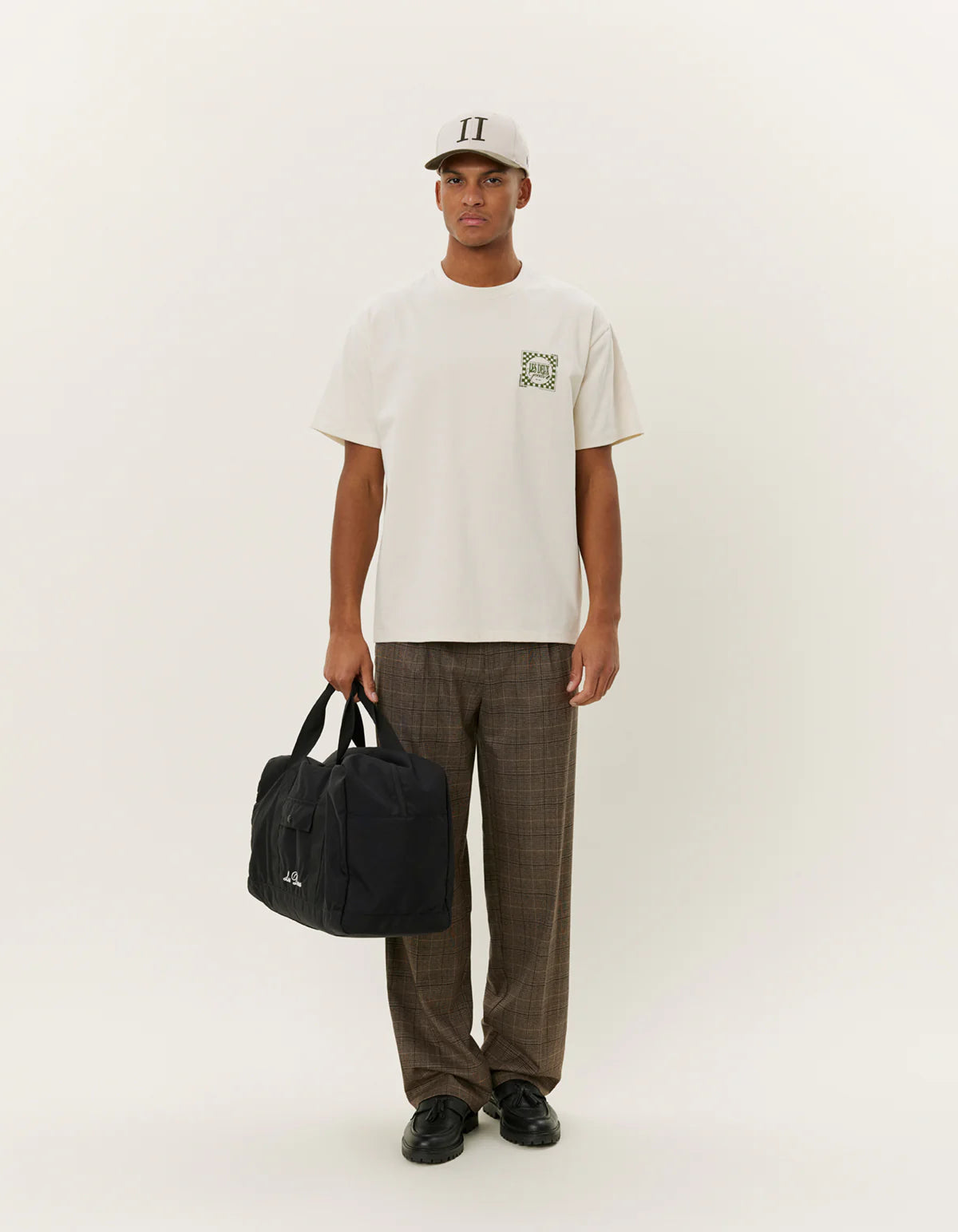 GOODS T-SHIRT