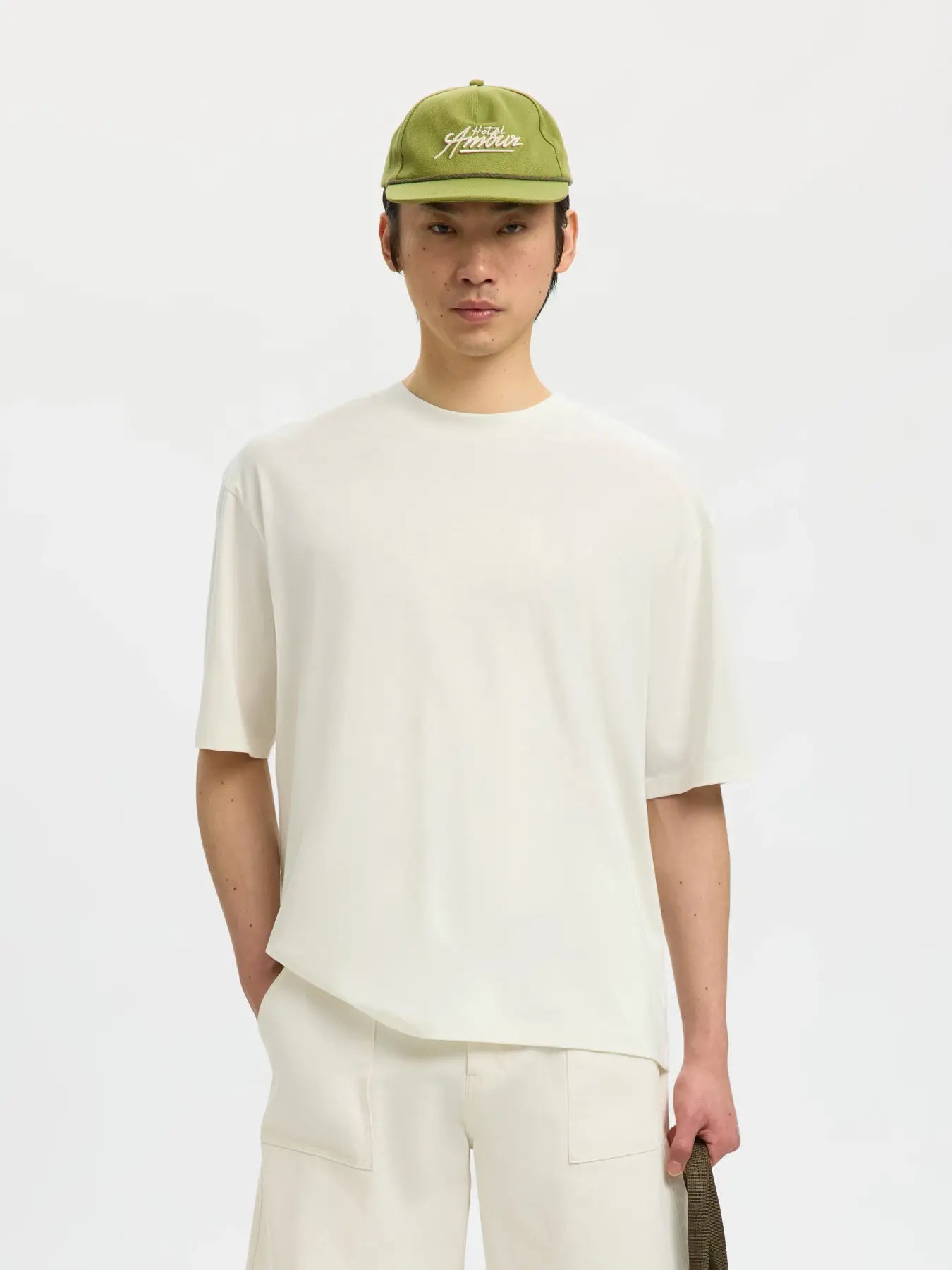 ASPEN TEE X HOTEL AMOUR