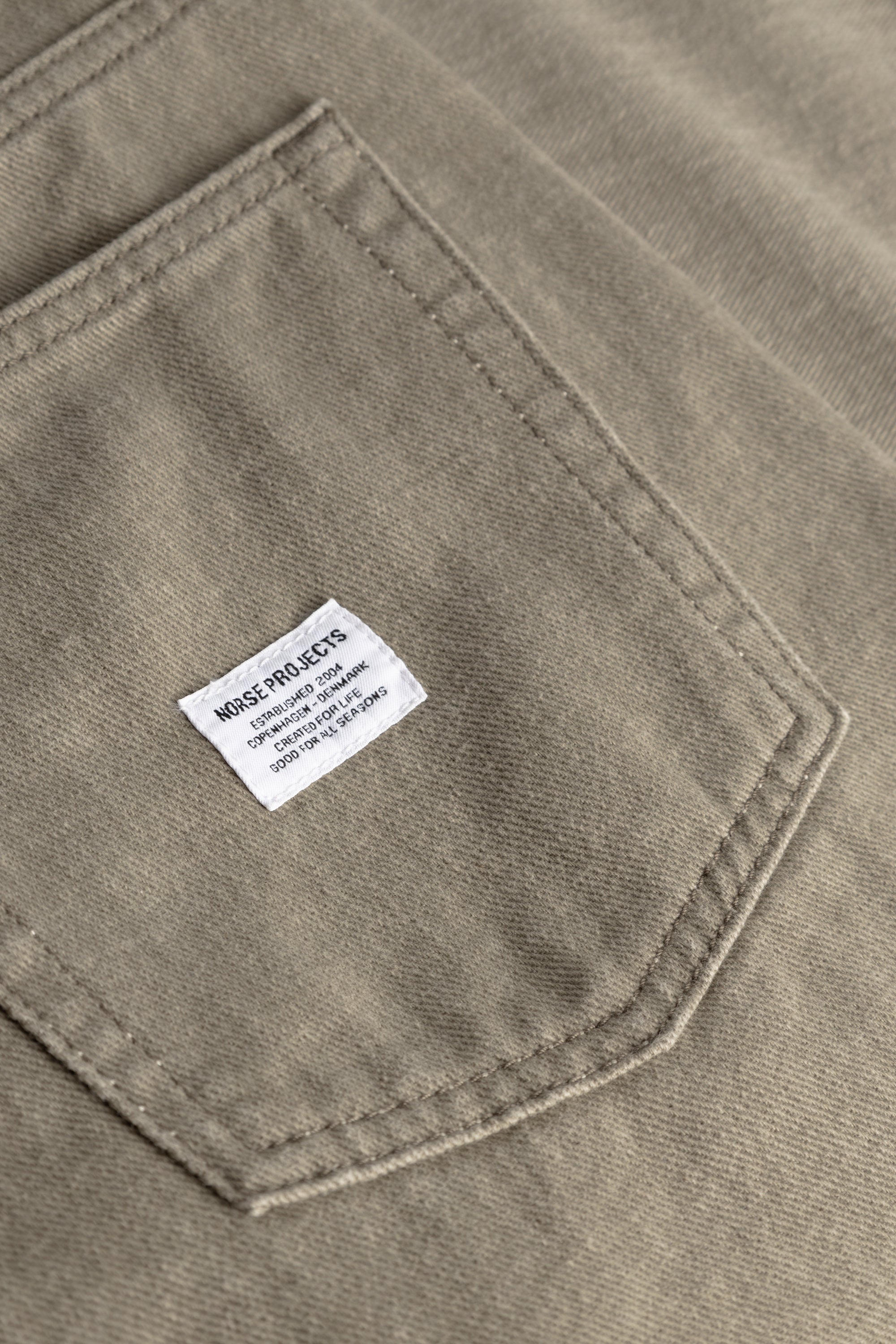 KORSHAVN RELAXED DYED TWILL SHORT