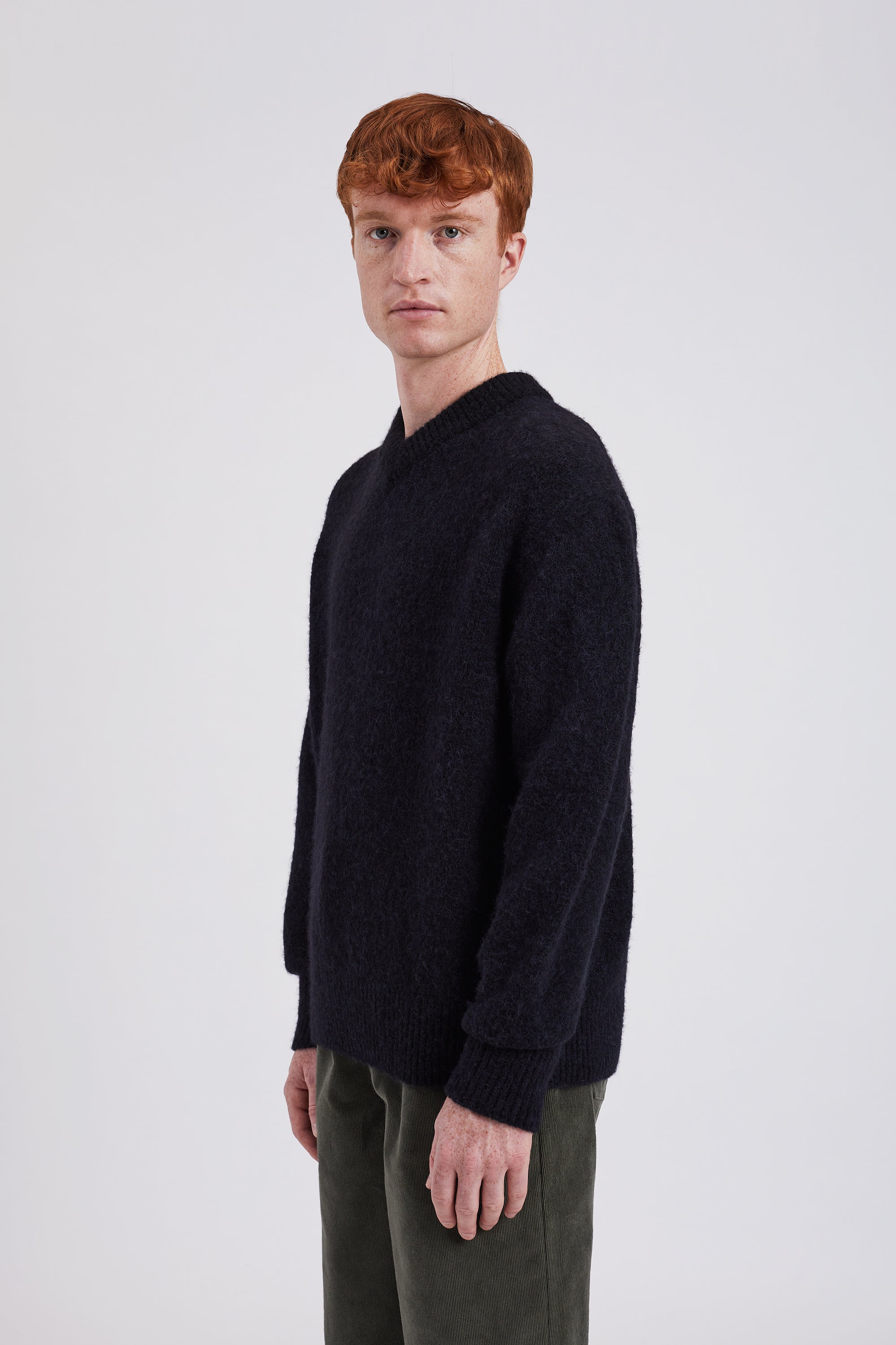 RASMUS RELAXED BRUSHED V-NECK SWEATER