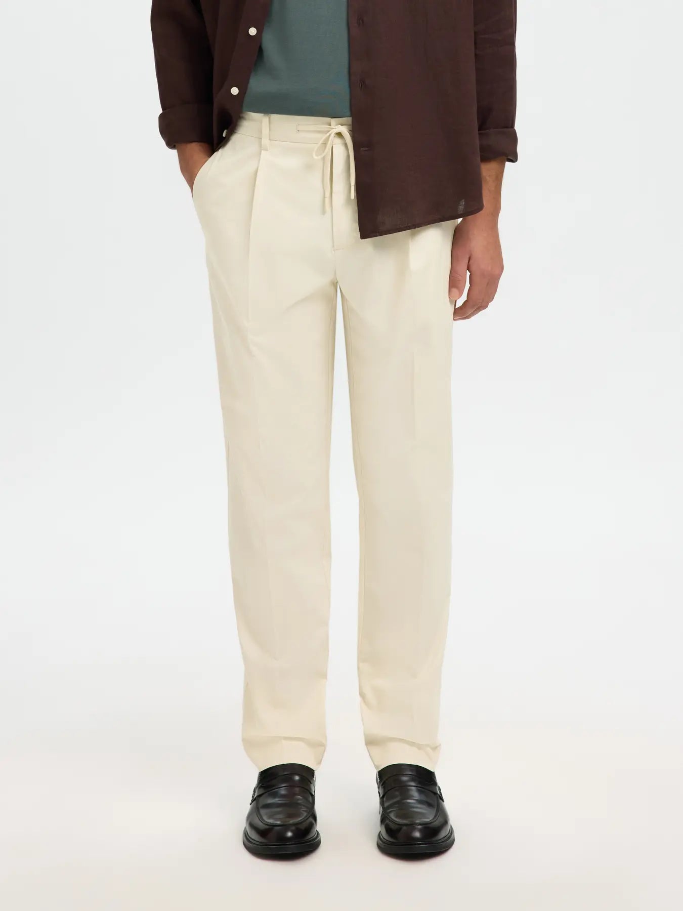 LEROY PLEAT JARI PANT