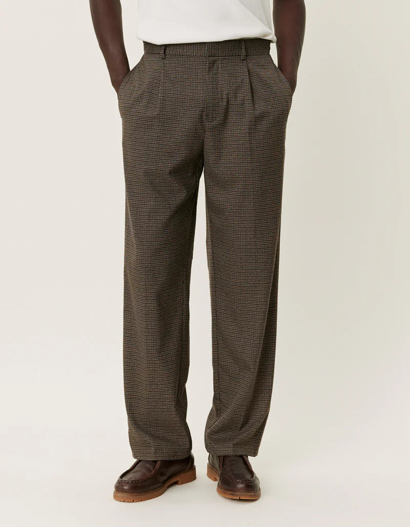 REECE CHECK PLEATED SUIT PANTS