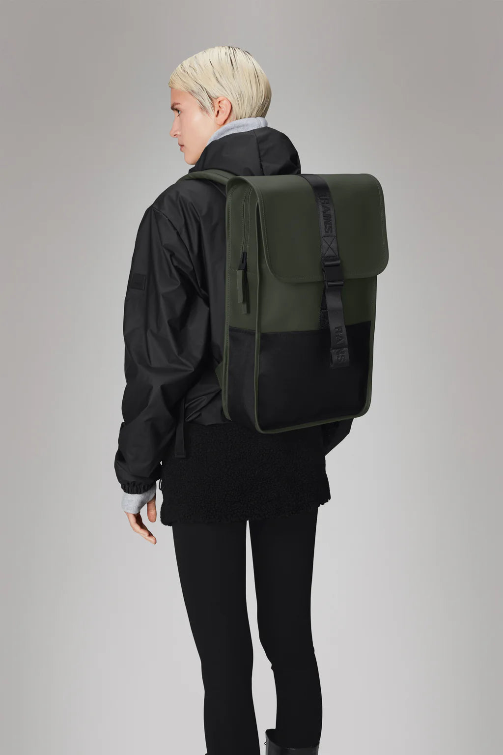 TRAIL BACKPACK