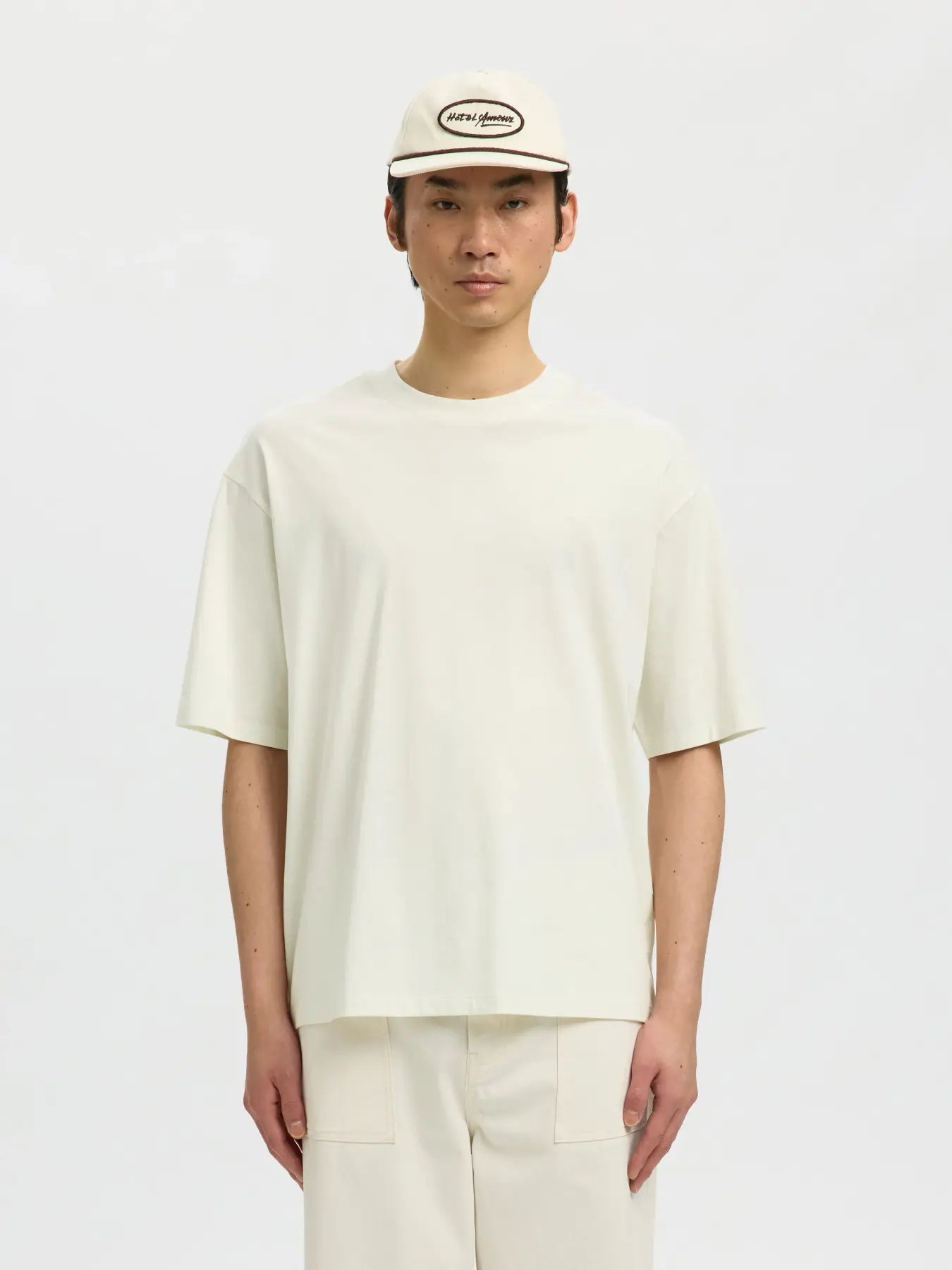 ASPEN TEE X HOTEL AMOUR